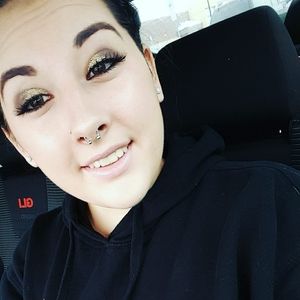 Meet your Posher, Searra